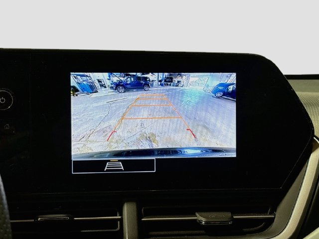Used 2024 Chevrolet Trax RS FWD image 14