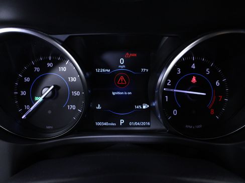 Used 2018 Jaguar F-PACE S image 24