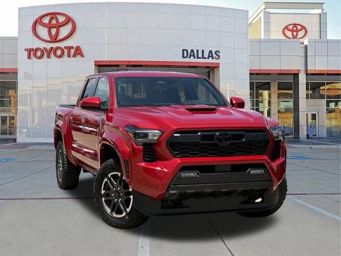 Used 2024 Toyota Tacoma TRD Sport AWD/4WD image 1