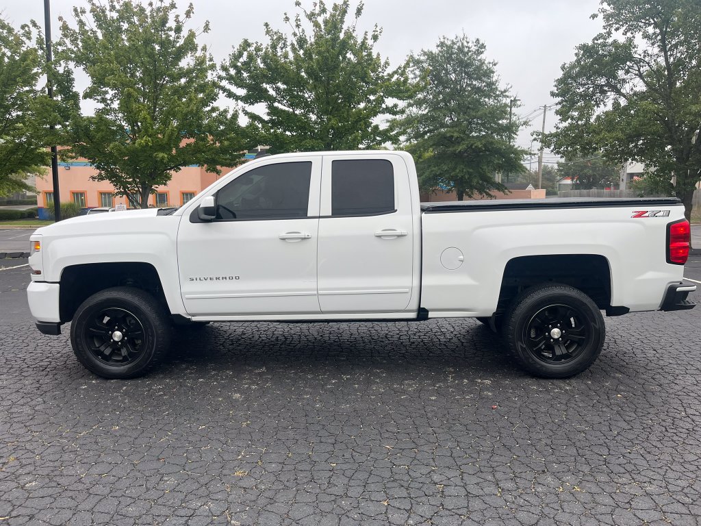 Used 2019 Chevrolet Silverado 1500 LT w/ All Star Edition AWD/4WD image 8