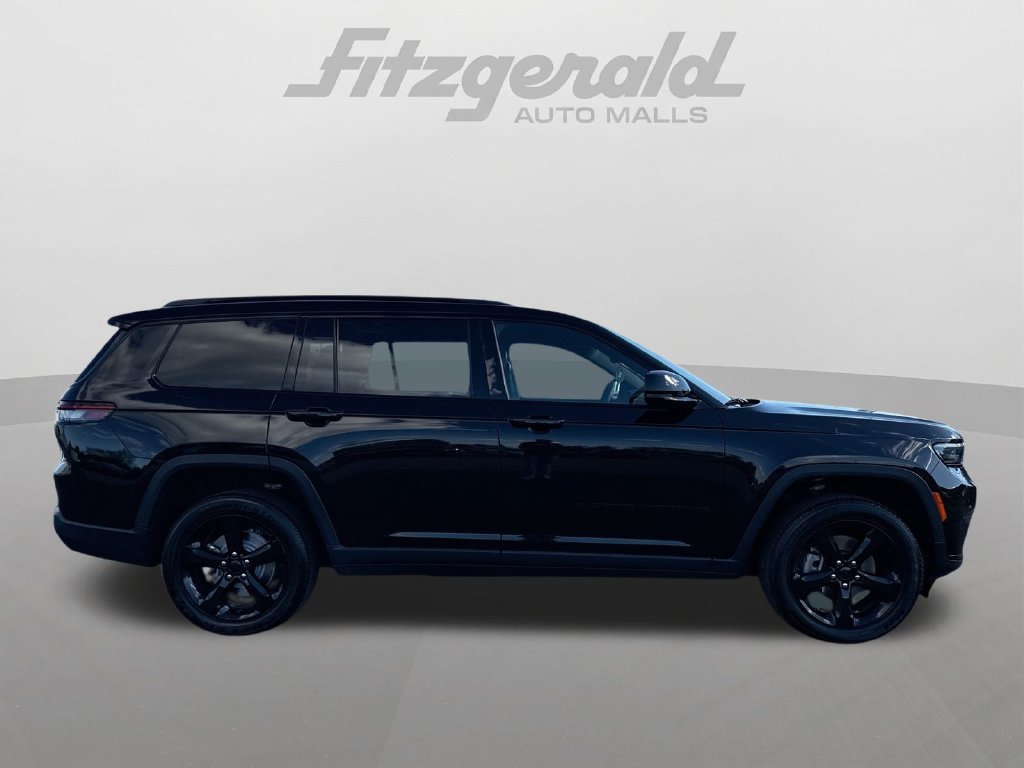 Used 2023 Jeep Grand Cherokee L Laredo AWD/4WD image 11