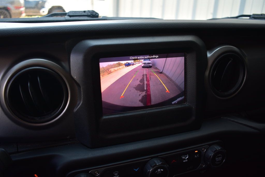 Used 2022 Jeep Wrangler Sport AWD/4WD image 44