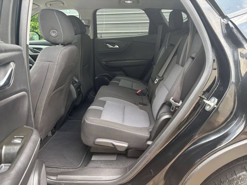 Used 2025 Chevrolet Blazer LT FWD image 21