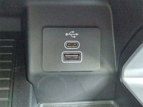 New 2025 Ford Ranger Lariat w/ Trailer Tow Package image 22