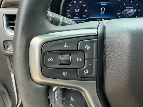 Used 2023 Chevrolet Tahoe Z71 w/ Luxury Package AWD/4WD image 33