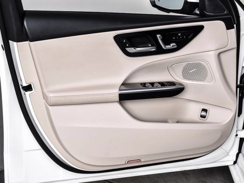Used 2023 Mercedes-Benz C 300 4MATIC Sedan image 13