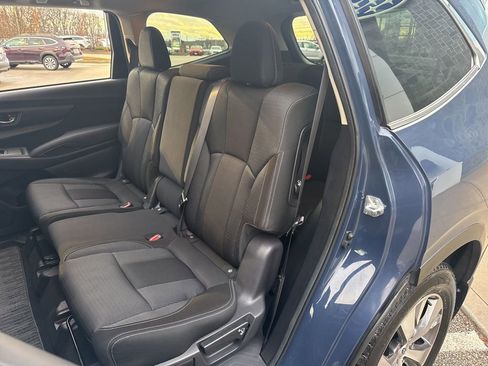 Used 2023 Subaru Ascent Premium image 19