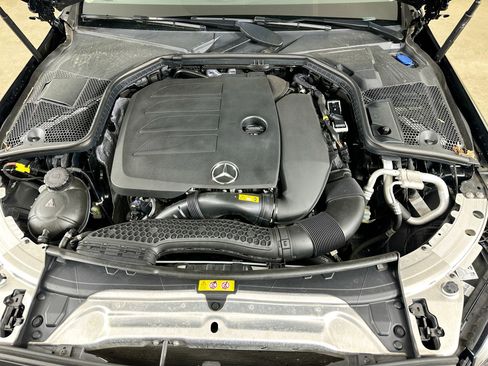 Certified 2021 Mercedes-Benz C 300 4MATIC Sedan w/ Premium Package image 37