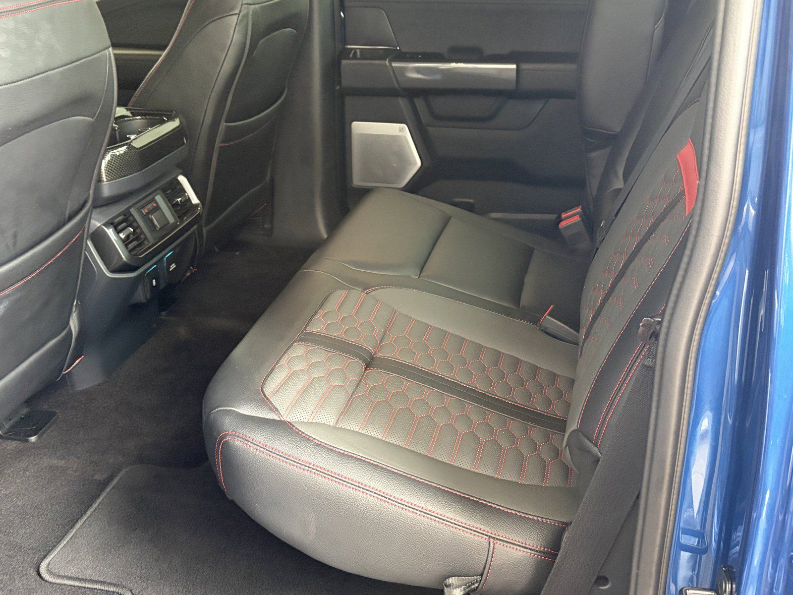 Used 2022 Ford F150 Lariat w/ Equipment Group 502A High AWD/4WD image 26