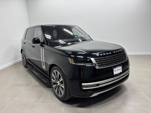 Used 2023 Land Rover Range Rover Long Wheelbase Autobiography AWD/4WD image 4