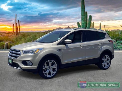 Used 2017 Ford Escape Titanium FWD image 7