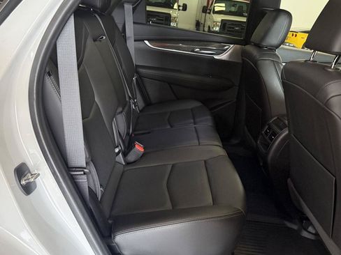 Used 2023 Cadillac XT5 Sportv w/ Technology Package AWD/4WD image 23