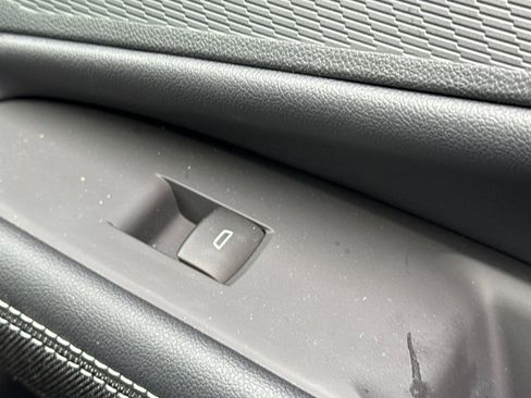 Used 2026 Chevrolet Blazer EV LT image 22