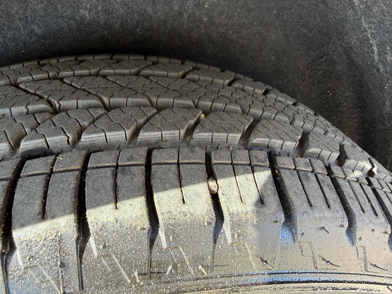 Used 2023 Chrysler Pacifica Touring-L FWD image 15