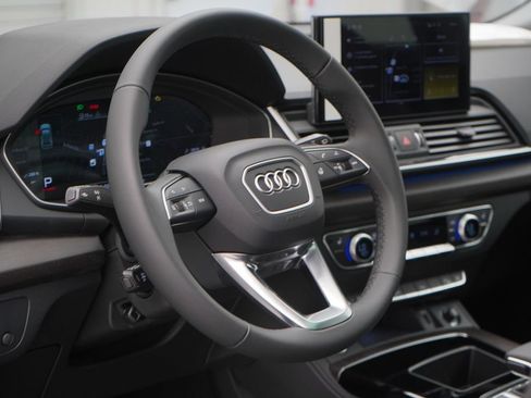 Used 2025 Audi Q5 2.0T Premium Plus w/ Premium Plus Package AWD/4WD image 8