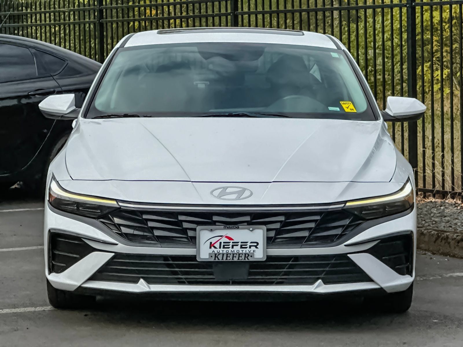 Used 2025 Hyundai Elantra SEL FWD image 8