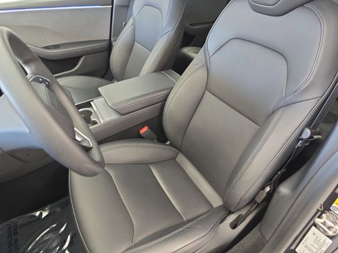 Used 2024 Tesla Model 3 Standard Range image 15