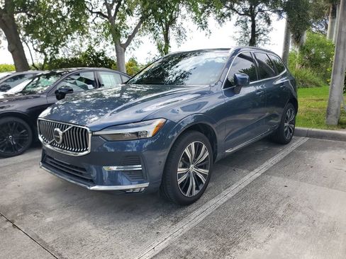 Used 2023 Volvo XC60 B5 Plus w/ Protection Package Premier FWD image 2