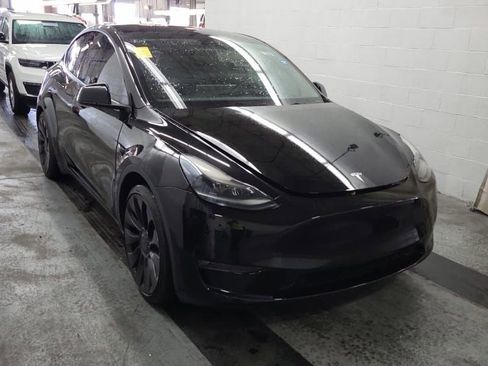 Used 2023 Tesla Model Y Performance AWD/4WD image 1