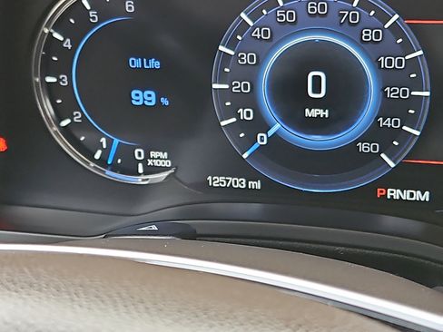 Used 2016 Cadillac Escalade Luxury image 21