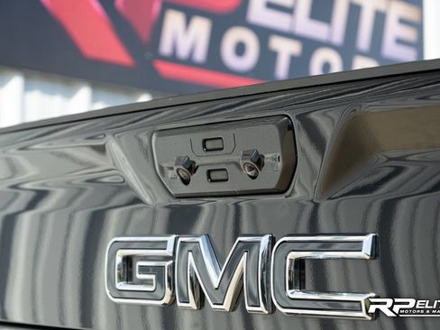 Used 2025 GMC Sierra 2500 Denali Ultimate image 38