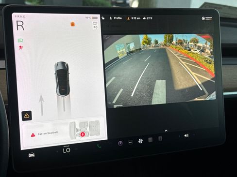 Used 2022 Tesla Model Y Performance AWD/4WD image 19