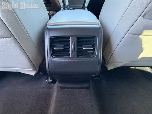 Used 2018 Honda Accord EX-L image 19