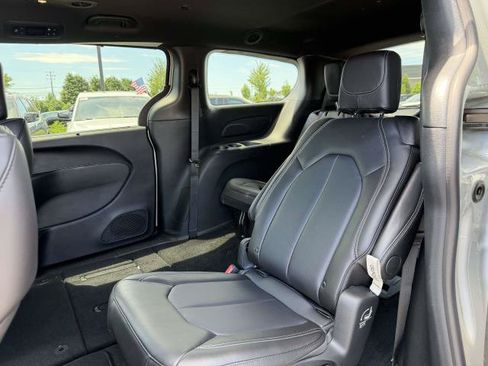 New 2026 Chrysler Voyager LX FWD image 9
