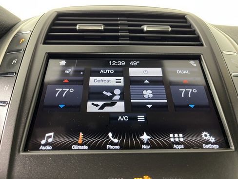 Used 2018 Lincoln MKC Reserve w/ Lincoln MKC Climate Package image 29