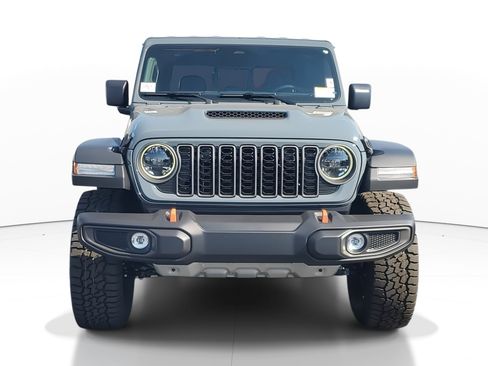 New 2026 Jeep Gladiator Mojave w/ Safety Group image 2