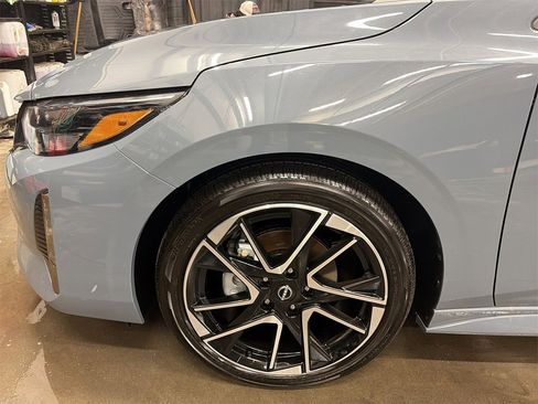 New 2025 Nissan Sentra SR image 10