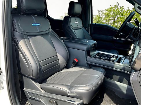 New 2026 Ford F250 Platinum image 8