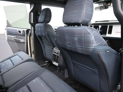 New 2026 Ford Bronco Heritage Edition AWD/4WD image 12
