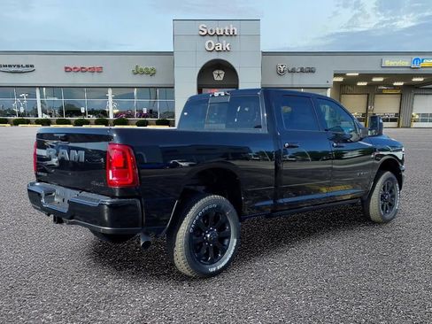 New 2026 RAM 2500 Laramie AWD/4WD image 3