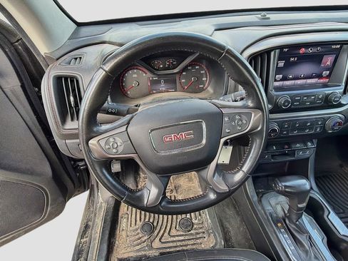 Used 2015 GMC Canyon SLE w/ All-Terrain Package AWD/4WD image 11