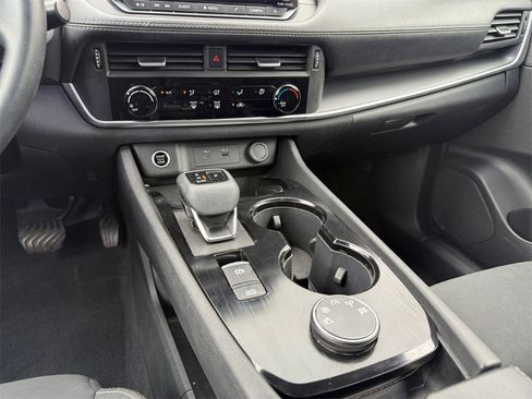Certified 2023 Nissan Rogue S image 12