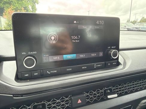 Used 2025 Honda Accord SE image 16