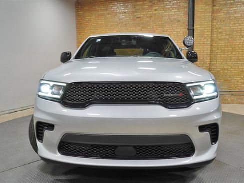 Used 2023 Dodge Durango AWD w/ Technology Group image 4
