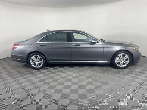 Used 2017 Mercedes-Benz S 550 4MATIC Sedan image 8