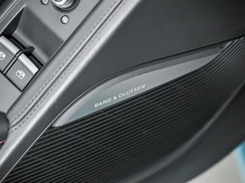 Used 2017 Audi R8 V10 image 20