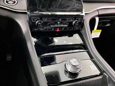 New 2026 Jeep Grand Cherokee Laredo X image 7