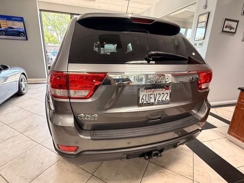 Used 2012 Jeep Grand Cherokee Laredo AWD/4WD image 14