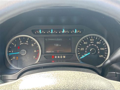 Used 2018 Ford F150 XLT w/ Trailer Tow Package image 13