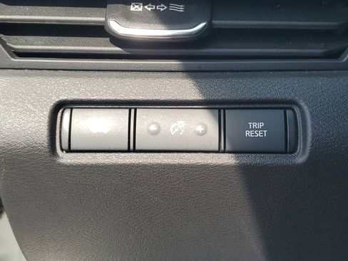 Certified 2024 Nissan Altima 2.5 SR FWD image 24