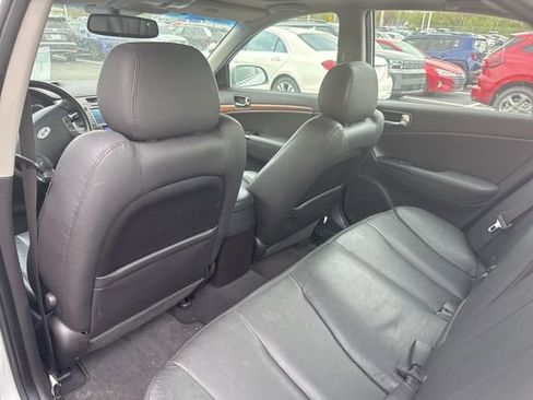 Used 2010 Hyundai Sonata Limited w/ Navigation Pkg 6 image 10