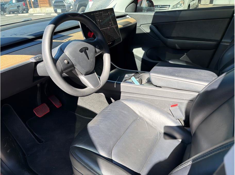 Used 2020 Tesla Model Y Long Range AWD/4WD image 2