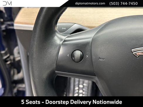 Used 2018 Tesla Model 3 Long Range RWD image 30