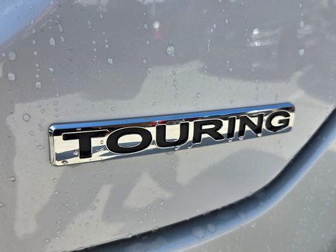 New 2026 Honda Pilot Touring image 12