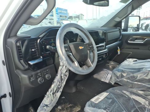 New 2026 Chevrolet Silverado 3500 LT w/ All Star Edition image 7