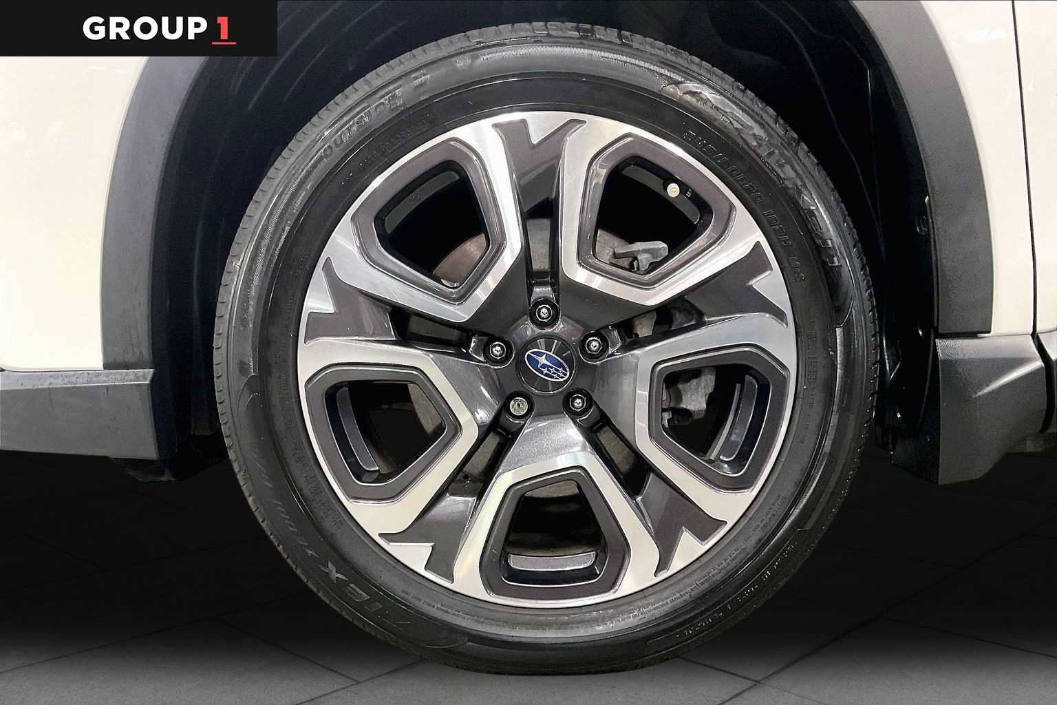 Used 2023 Subaru Ascent Limited w/ Technology Package AWD/4WD image 11
